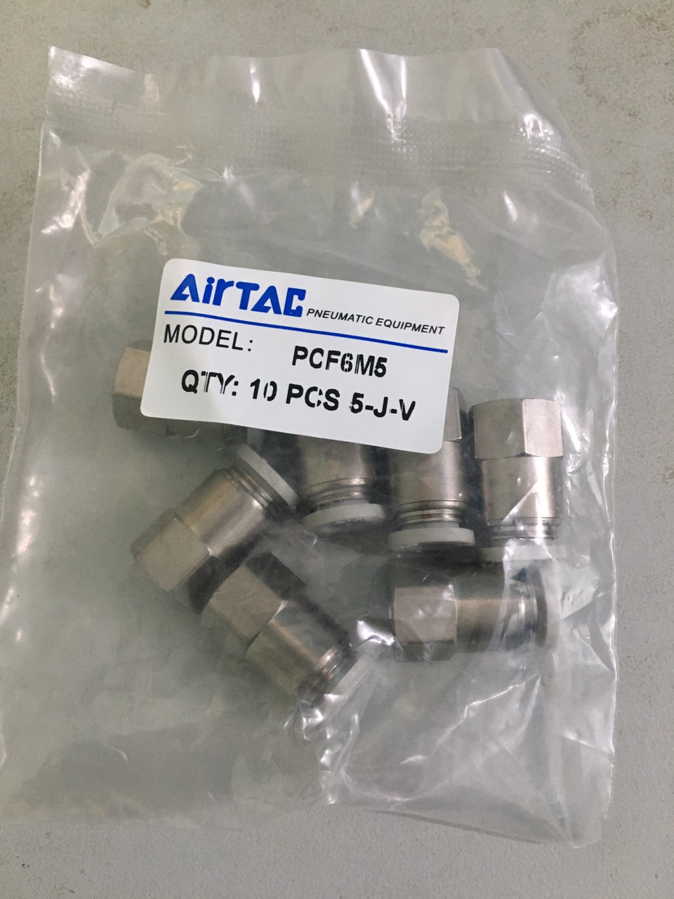 Đầu nối PC ren trong PCF6M5 Airtac